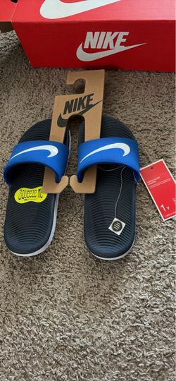 Nike Kawa slide size 1Y