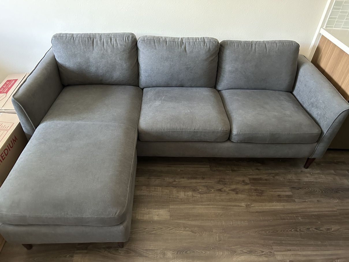 New Sofa With Reversible Chaise