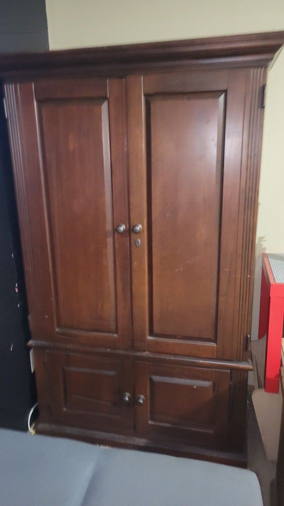 Free! Armoire, Shelf, Tv Stand, Entertainment Center 