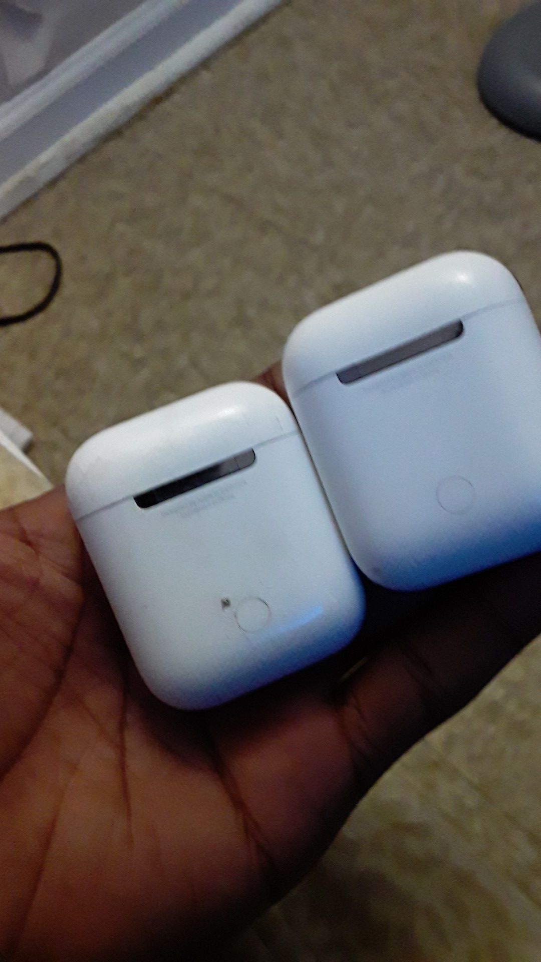 Air pods and iPhone 6 iPhone xs max