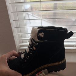 Brand New Pair Of Boots With Tag Still On Size 8 And A Half