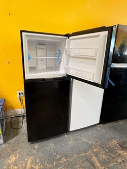 Refrigerator 24” Labor Day weekend cash  sale