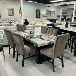 7 Pc Dining Set