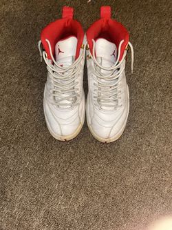 Jordan 12s Size 9 