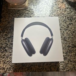 Sealed Airpod Maxes