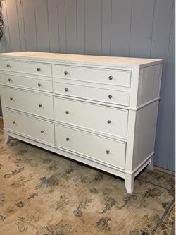 White 10-Drawer Dresser / Long Dresser
