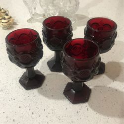 Very Cute 4 Glases Antique Morroon Color