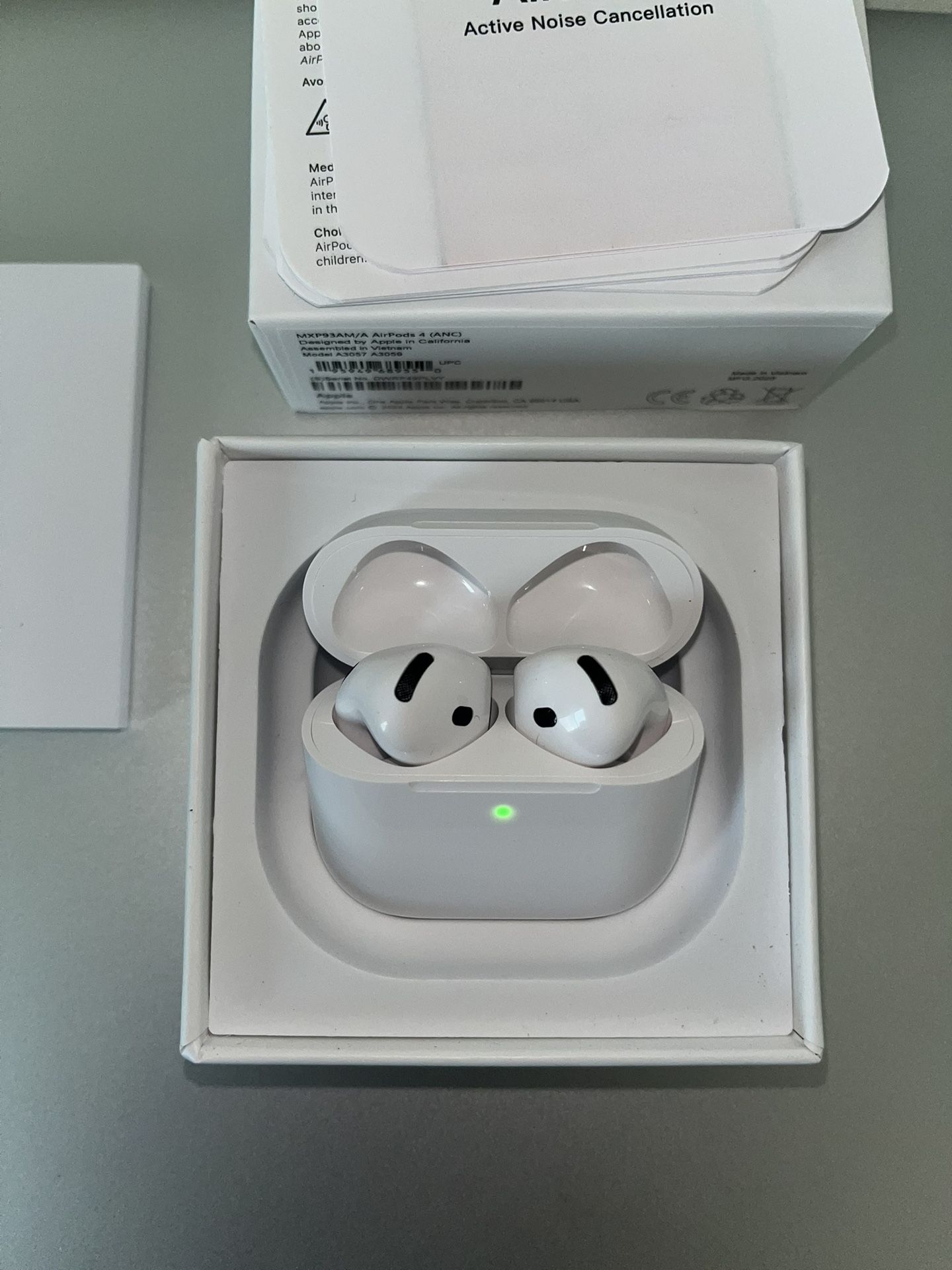 AirPod 4s ANC  