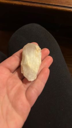 milky vein quarts crystal