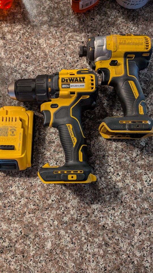 DeWalt Drill Set
