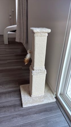 New Cat Scratching Post