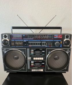 Lloyds PT-003 Super Jumbo boombox