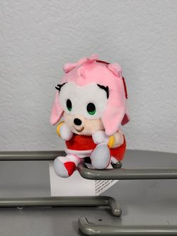 4.5" Sonic The Hedgehog Amy Pink Sitting Keychain Charm Plush