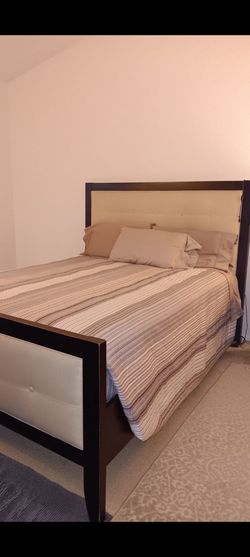 Queen Size Bed Frame – Solid Wood