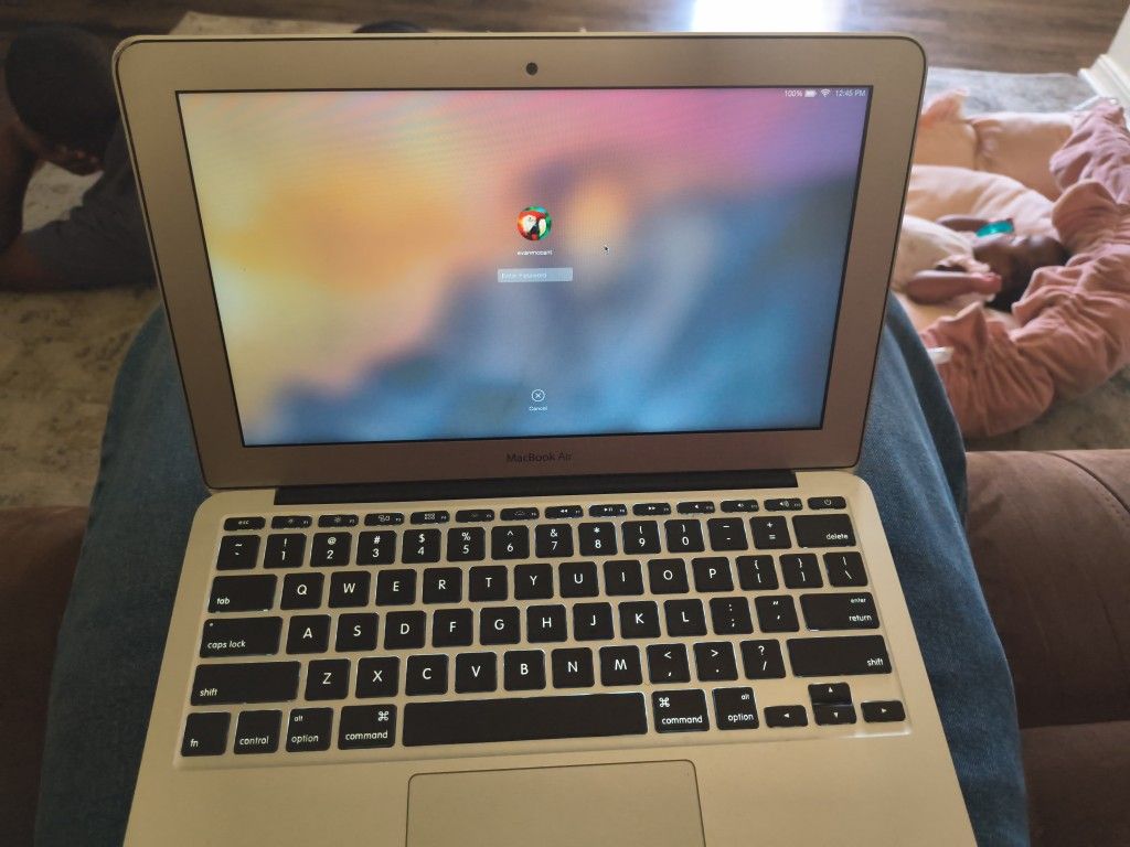Mac Book Air