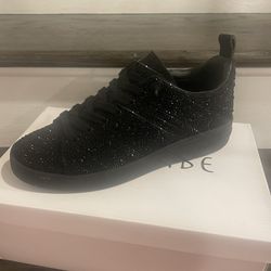 Brand New Shoe Vibe $45 Size 7.5