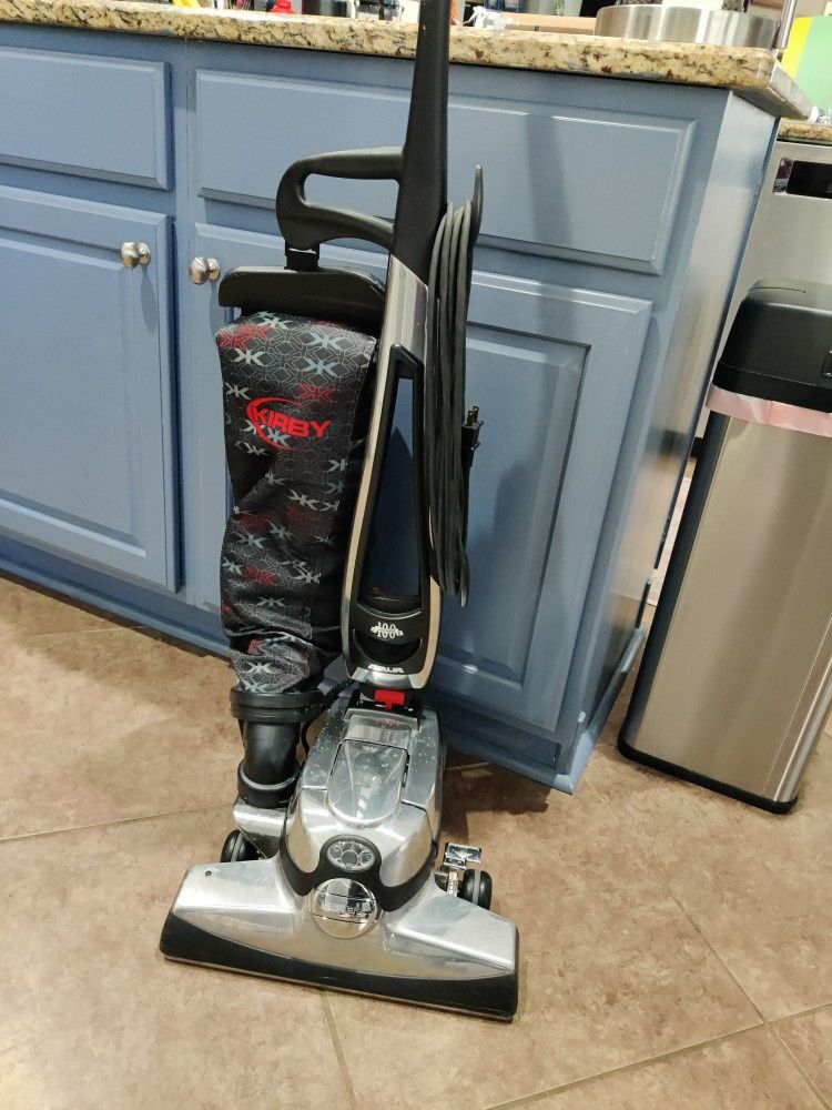 Kirby Avalir Vacuum