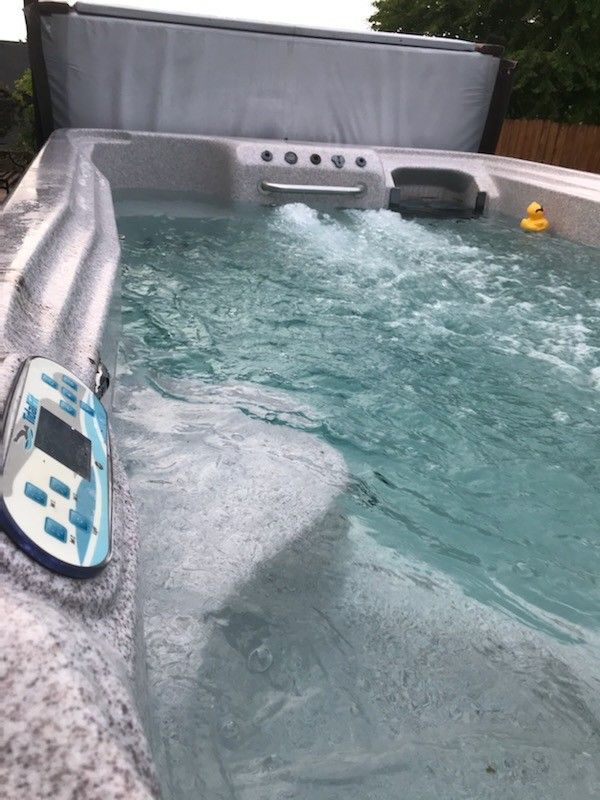 Swim Spa / Hot Tub