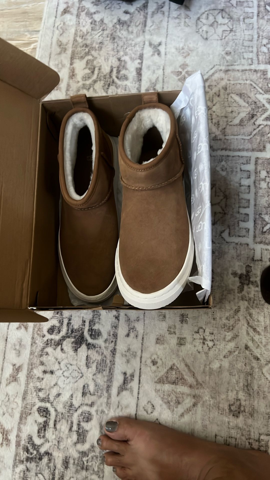 Ugg New