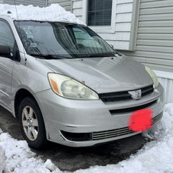 2004 Toyota Sienna