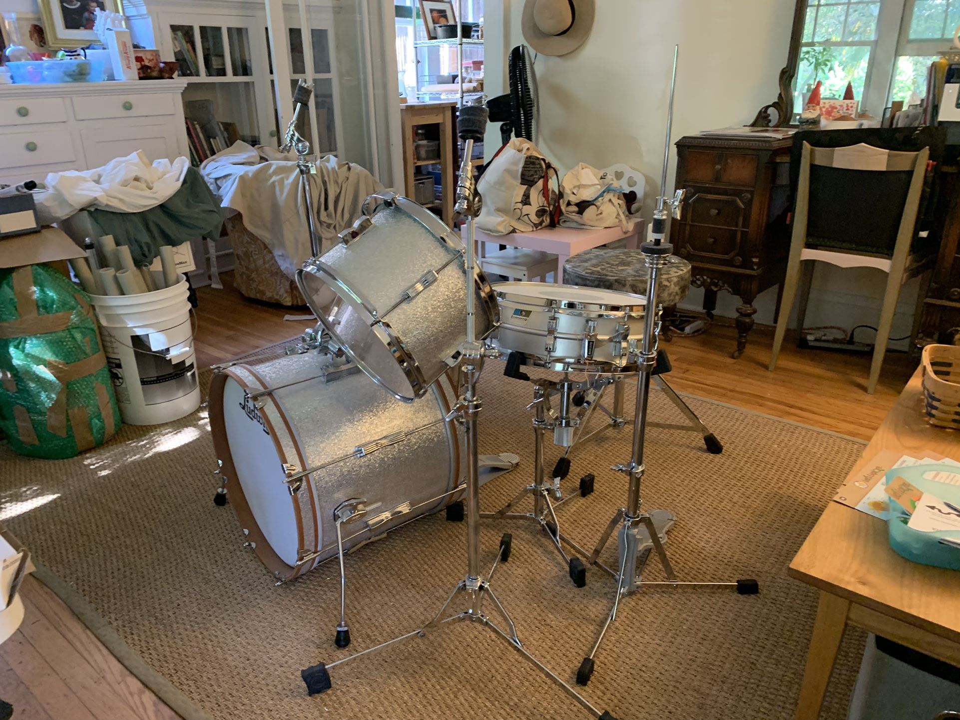 Ludwig Club Date SE Drum Set, Atlas Hardware, and Ludwig Acrolite Snare