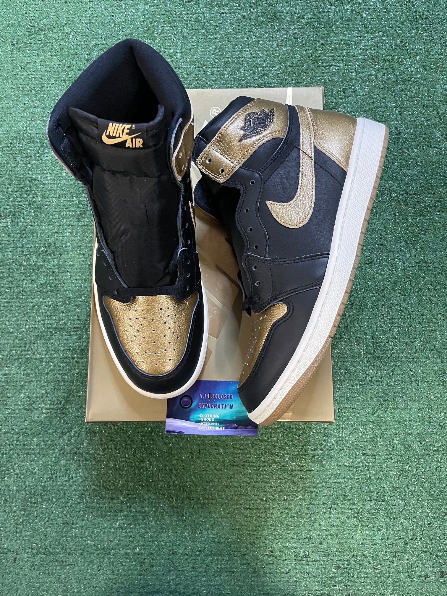 Air Jordan 1 high black metallic gold