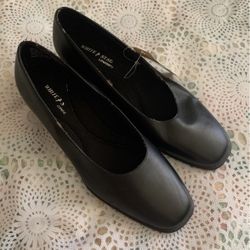 Black Shoes Sz.7