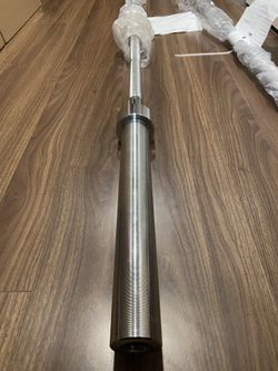 Brand New Fitness Gear Olympic 7 ft Barbell with spring clamps