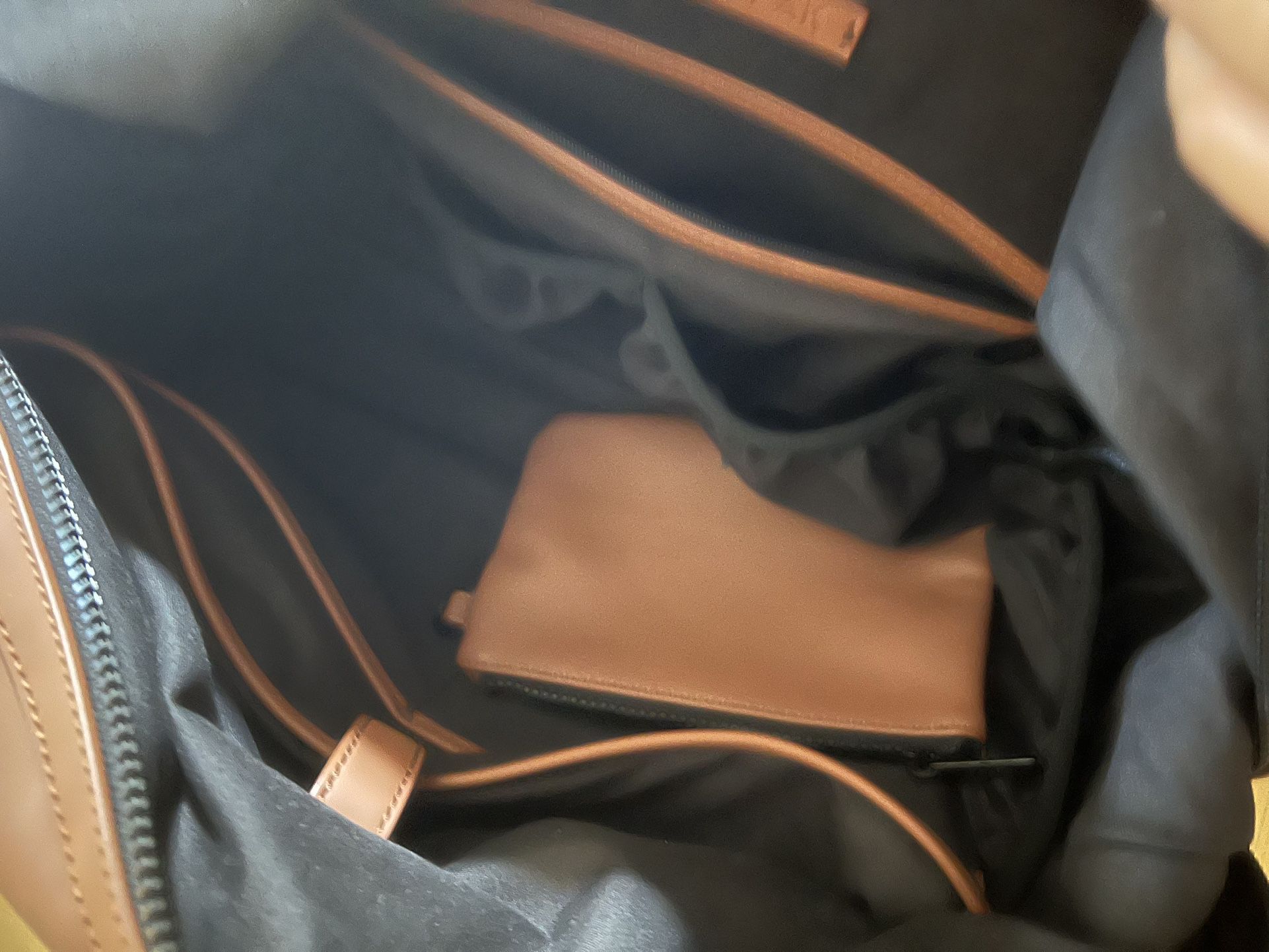 Cal pak Luka Duffle Bag for Sale in Los Angeles, CA - OfferUp