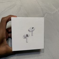 Apple AirPod Pros 2nd Generation USB-C MagSafe Wireless Charging
