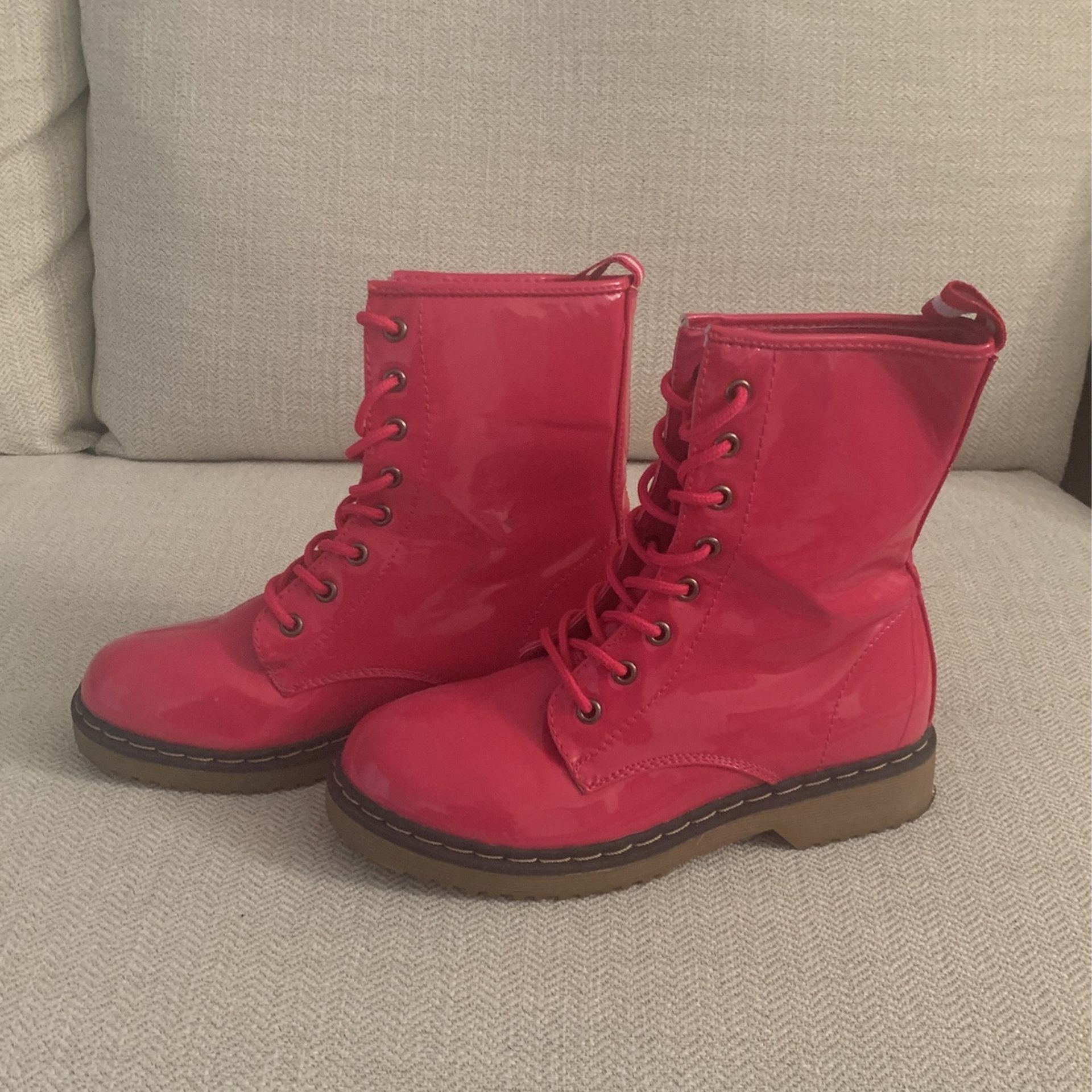 Pink Rain Boots Size 6 1/2