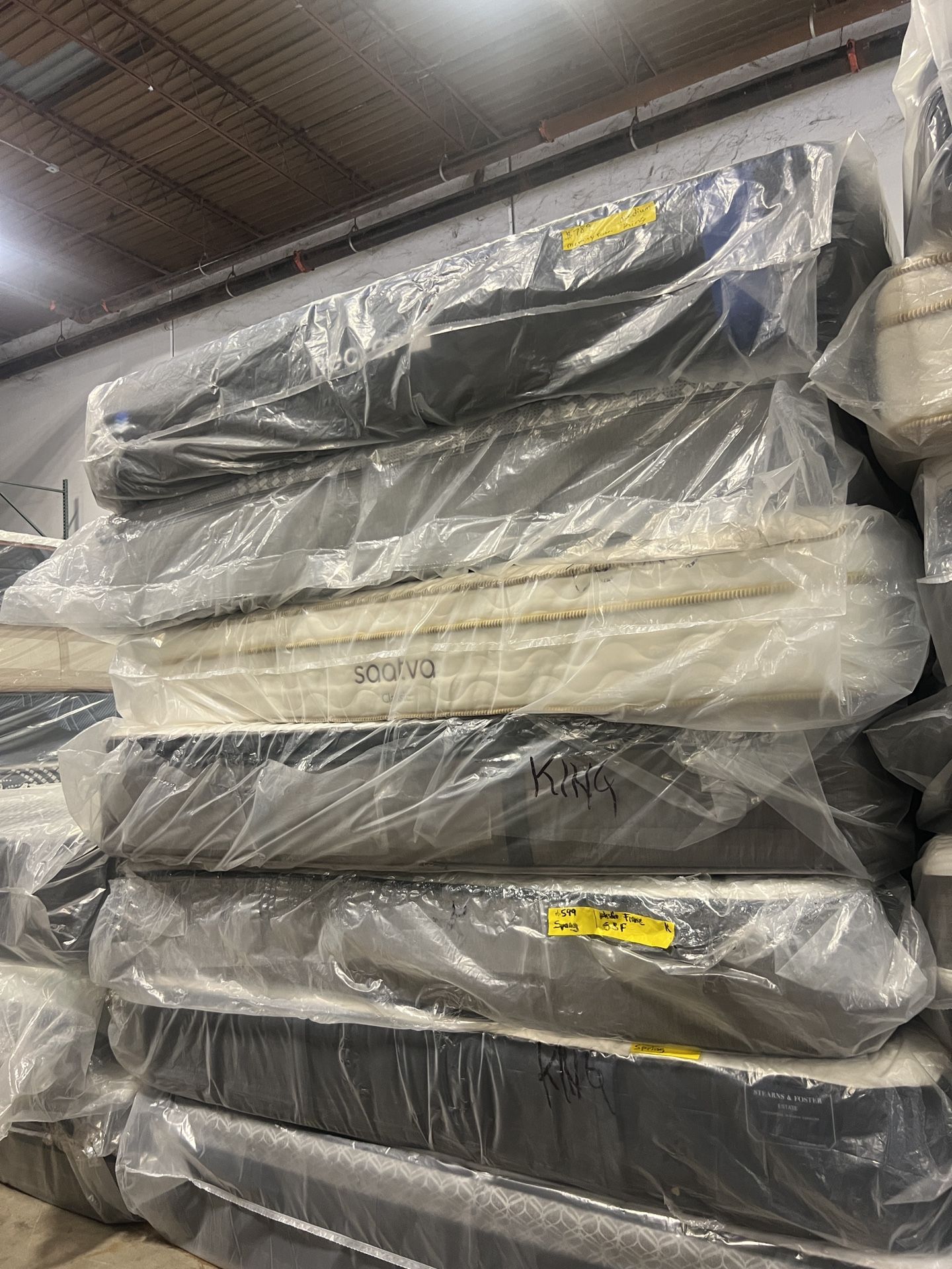 🎉🤩LIQUIDACIÓN 🤩🎉 COLCHONES KING DESDE $399 PARA ARRIBA 💯 MARCAS STEARNS AND FOSTER / BEAUTYREST/ SERTA Y MÁS 🎉