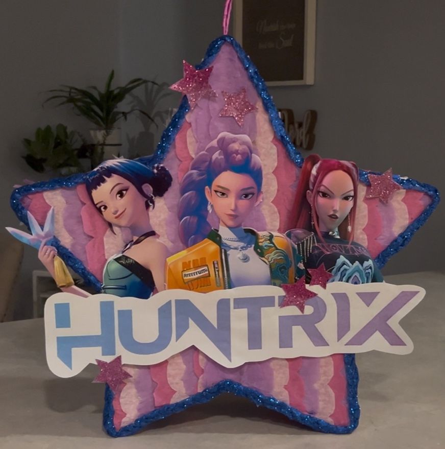 Huntrix Piñata
