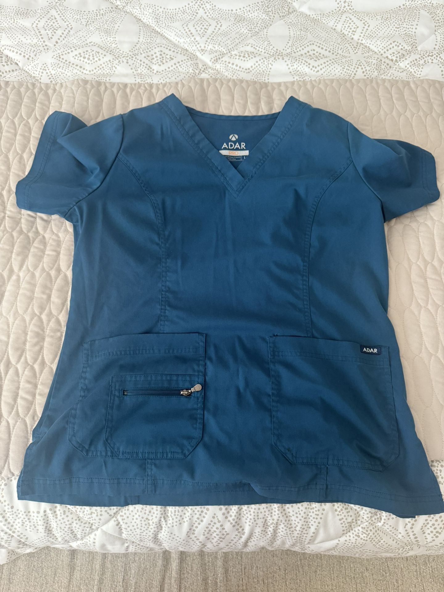 Adar Scrubs