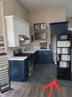 Kitchen cabinet Display For Sale