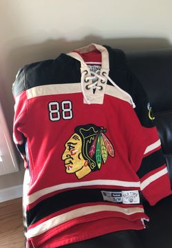 AWESOME Blackhawks Sweatshirt - junior size small/medium - maybe child size