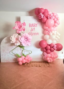 Baby shower decorations
