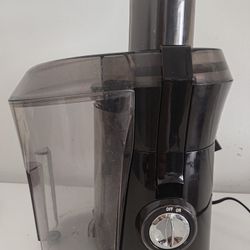 Hamilton Beach Big Mouth Juice Extractor 800w model 67601A