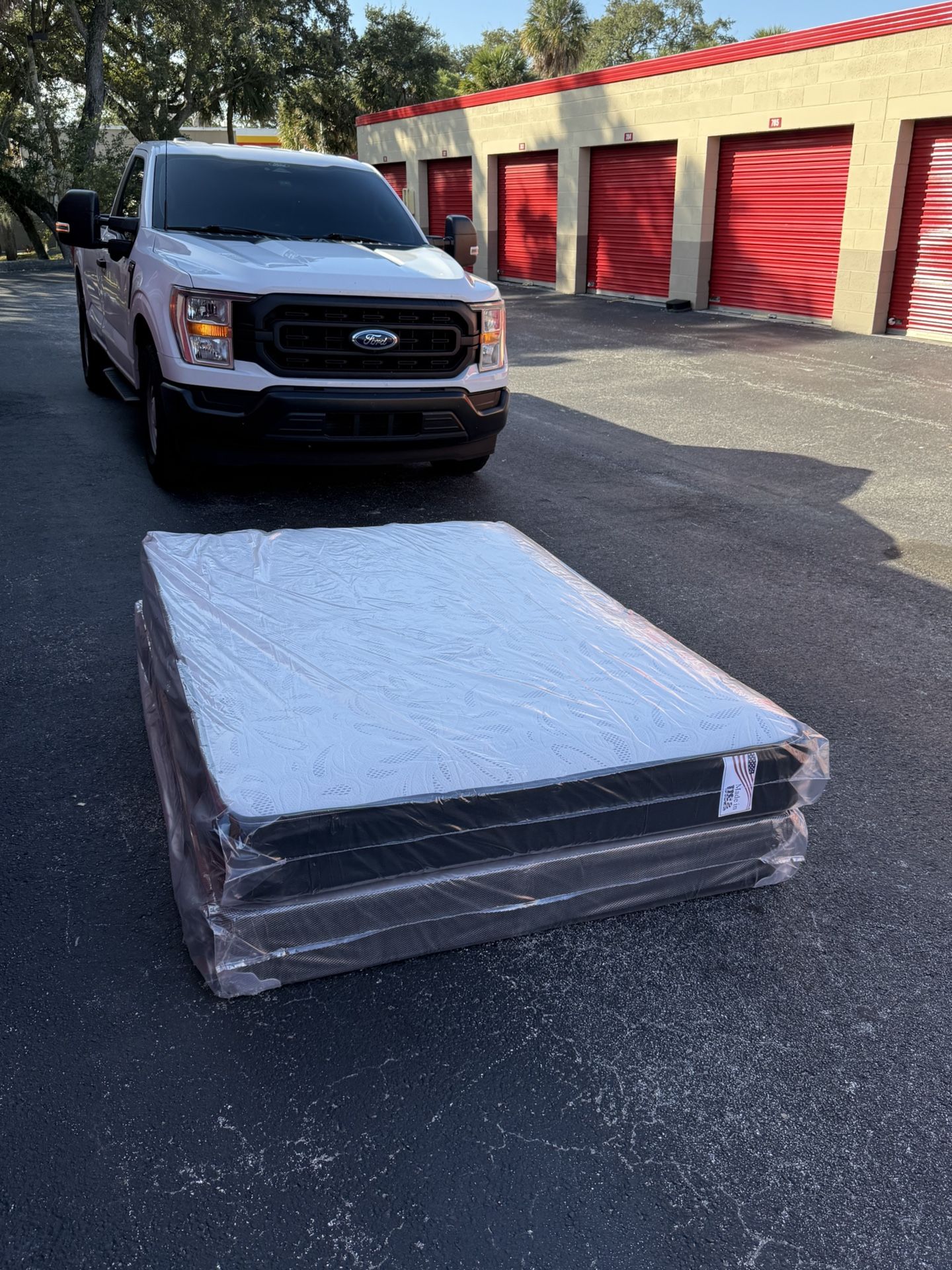 NEW Mattress Queen Size Regular With Box Spring // Offer  🚚