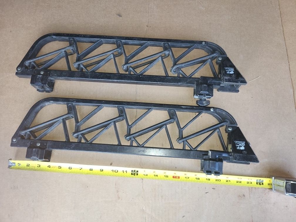 Thule 1050-33-4 Ski Rack