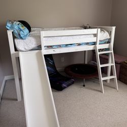 Twin Bed w/Slide
