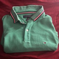 Selling Tommy Hilfiger Polo 
