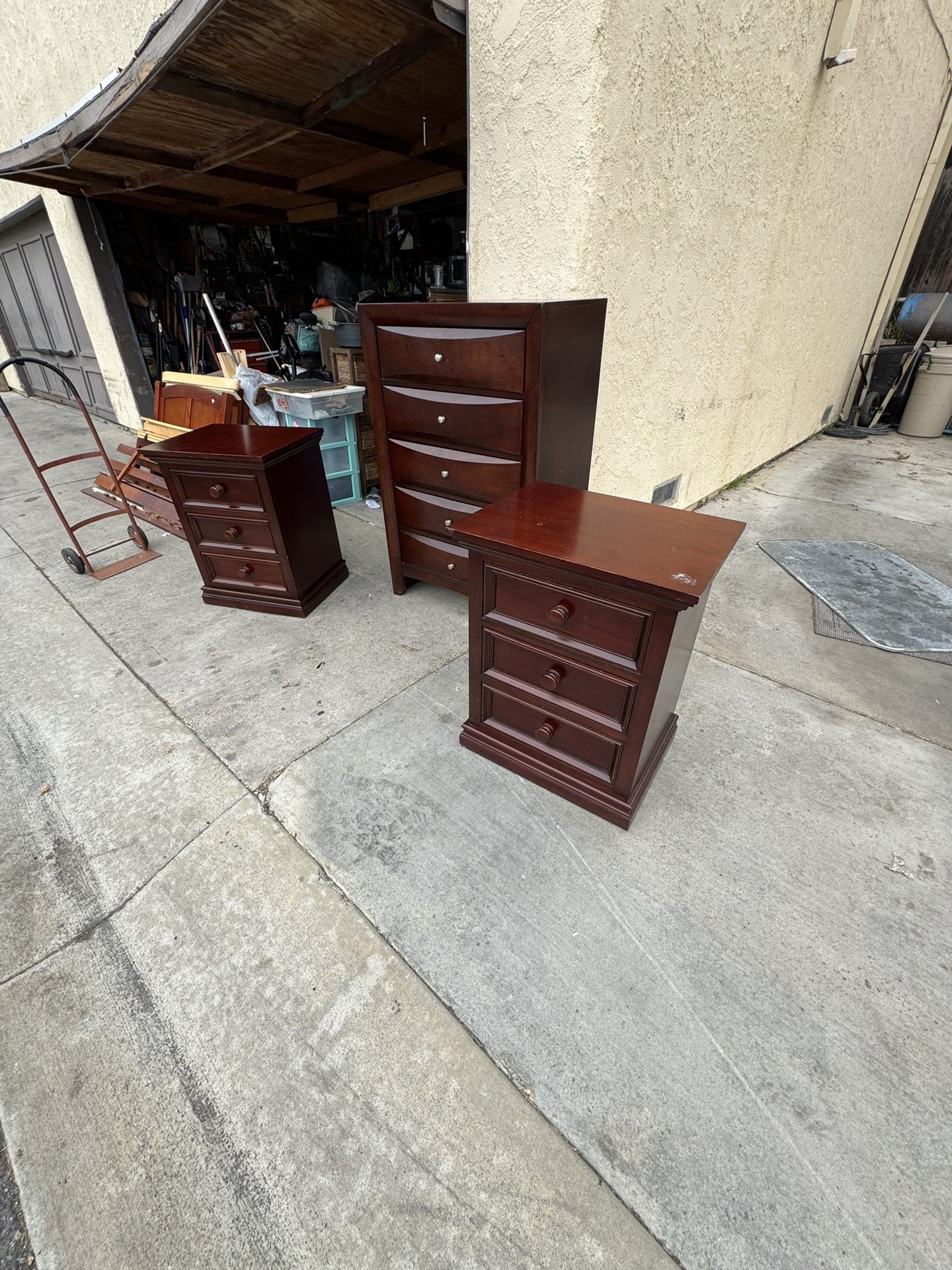 Bedroom Furniture Set