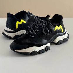 Moncler Trainer Leave No Trace Low Top Sneakers track runner Black Charcoal sz 9