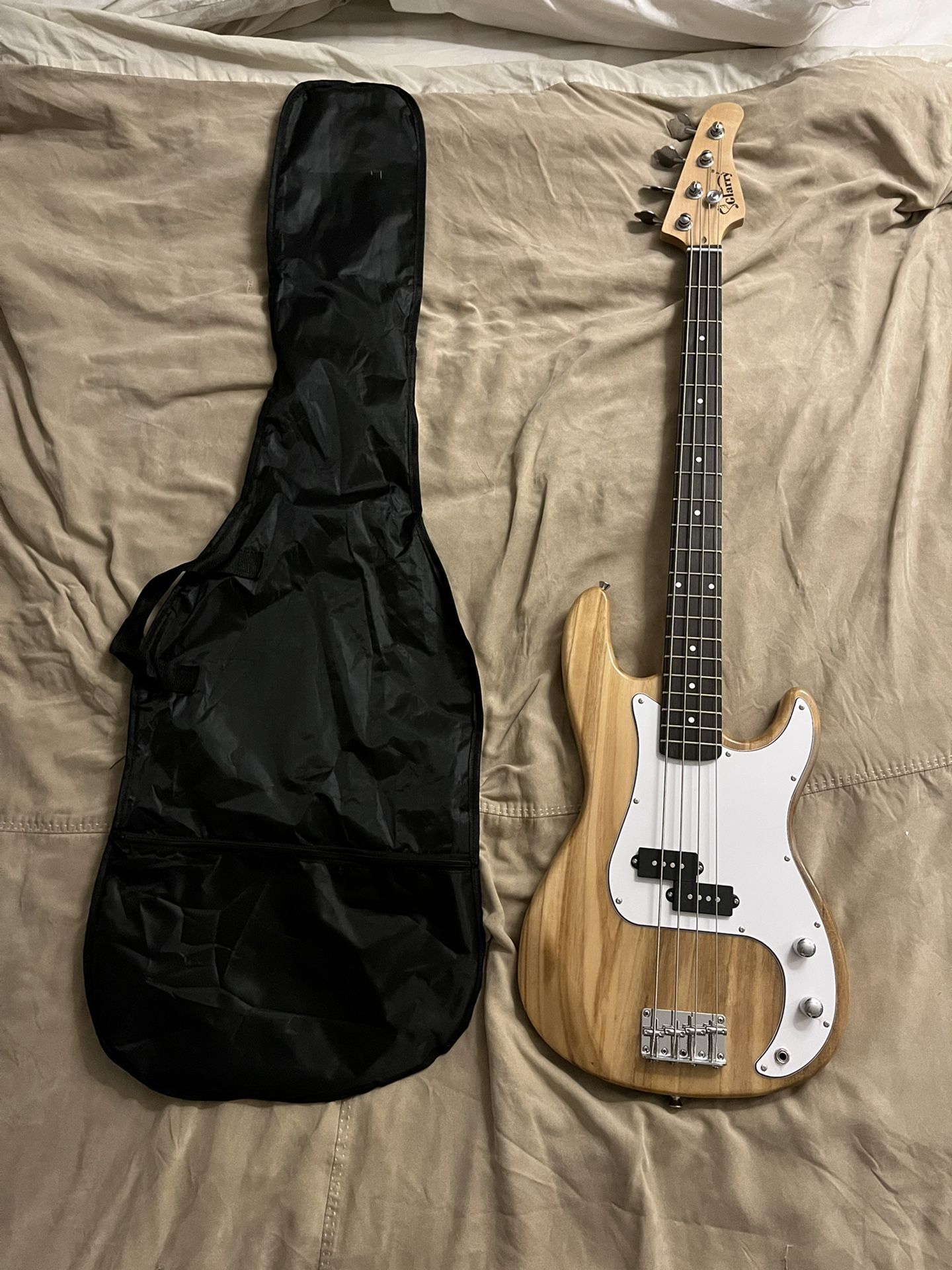 Glarrys Bass Guitar 