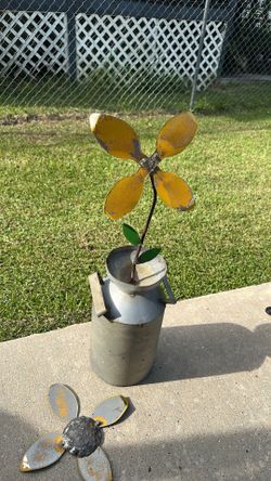 Metal daisy 🌼