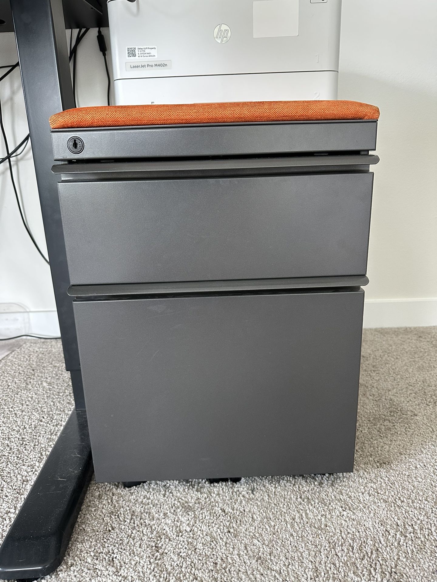 Lockable Rolling Filing Cabinet