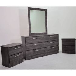 Dresser Whit Mirror And Two Nightstands ***** Cómoda Y Dos Mesitas