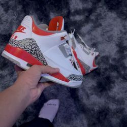 Jordan 3s 