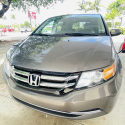 Honda Odyssey EXL 2014. 